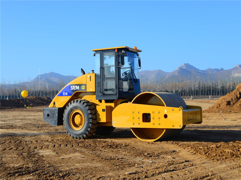 road roller SEM518