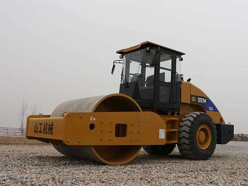 SEM520 road roller