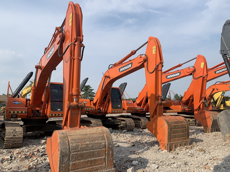 Used Doosan excavator