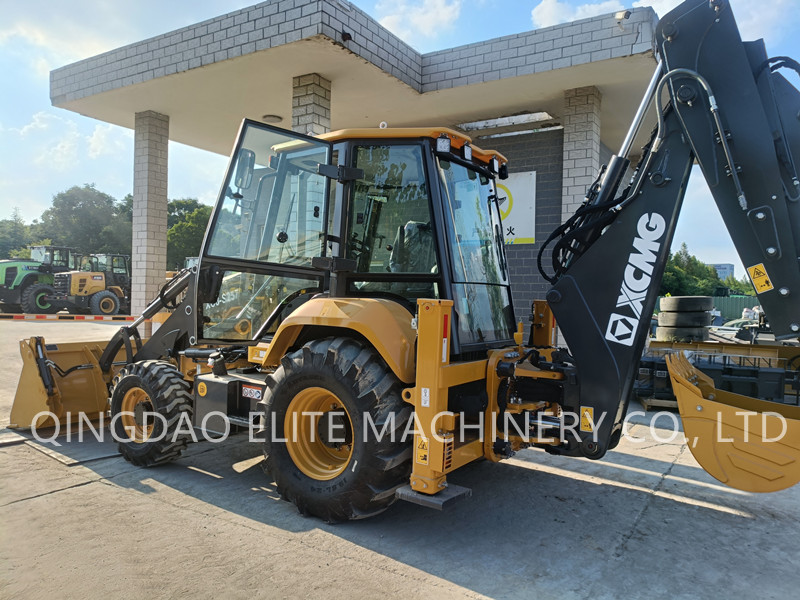 XCMG backhoe loader XC8-S2570