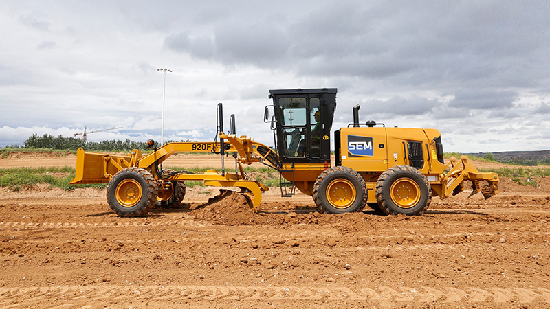SEM920F motor grader